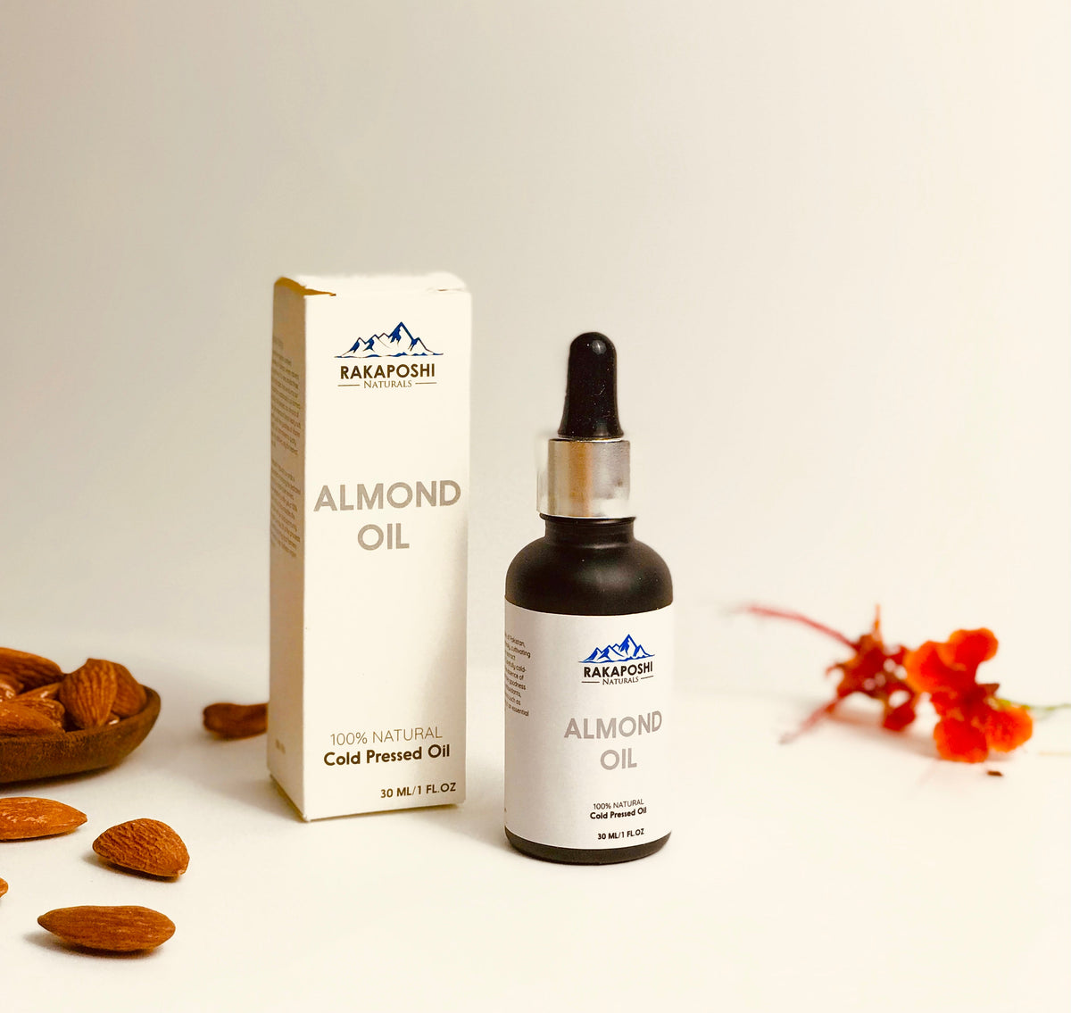 What's inside: Almond Face Oil 30ml